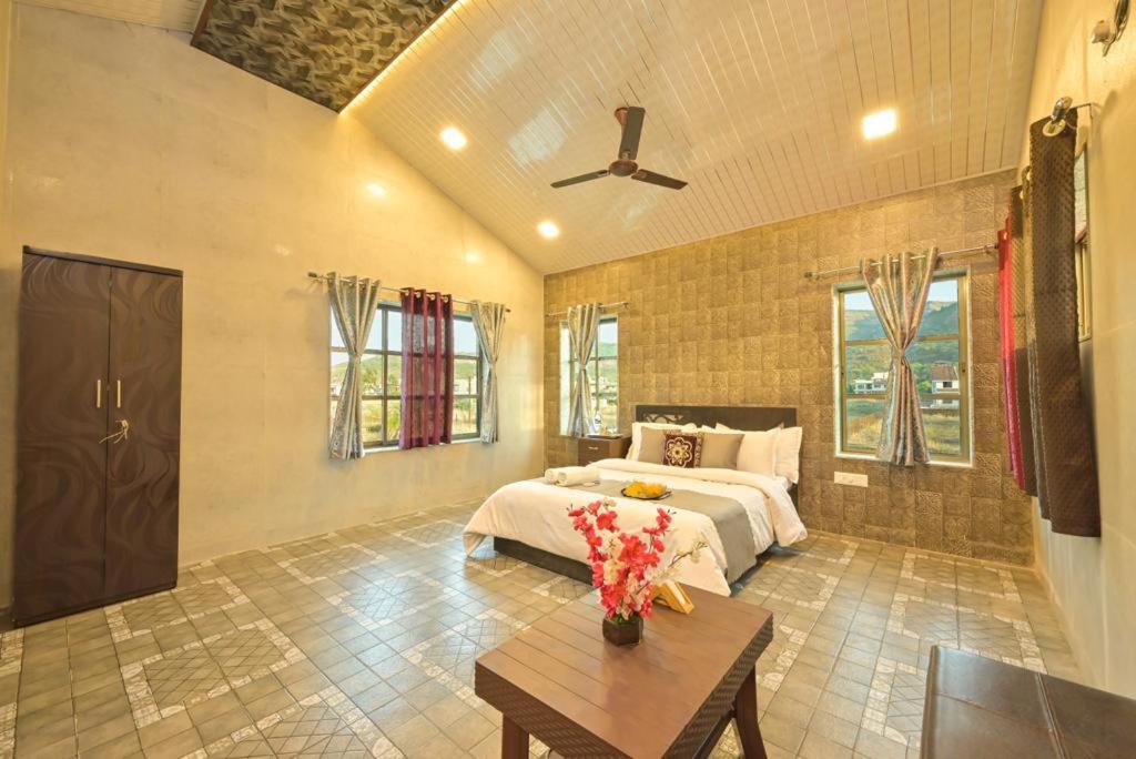 3, Auspicious Abode, Pune