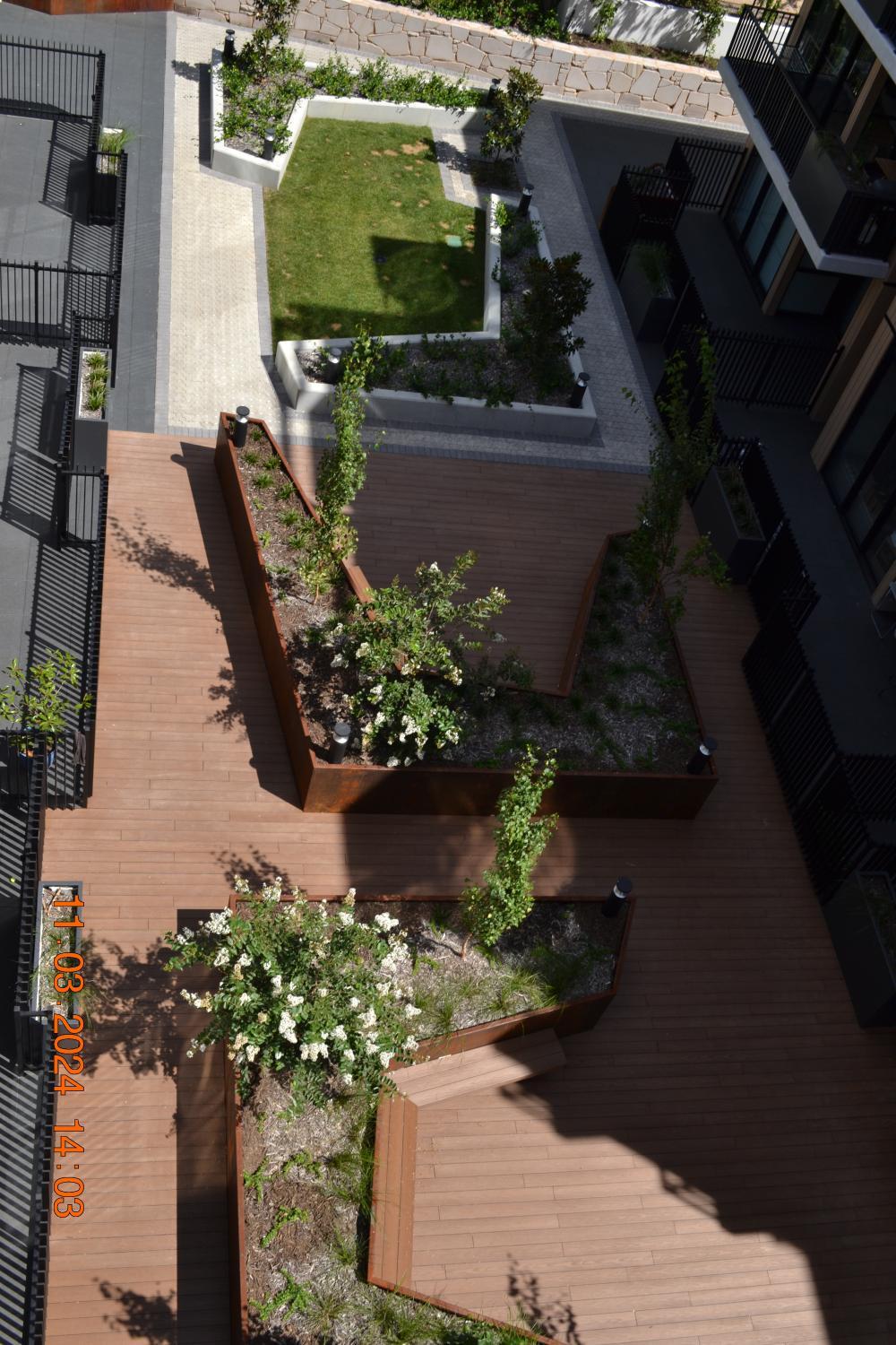 Garden, ZMITH Apartment - BROOKE Canberra - Near AIS, GIO Stadium, UC, & Nth-Canberra Hospital, Canberra