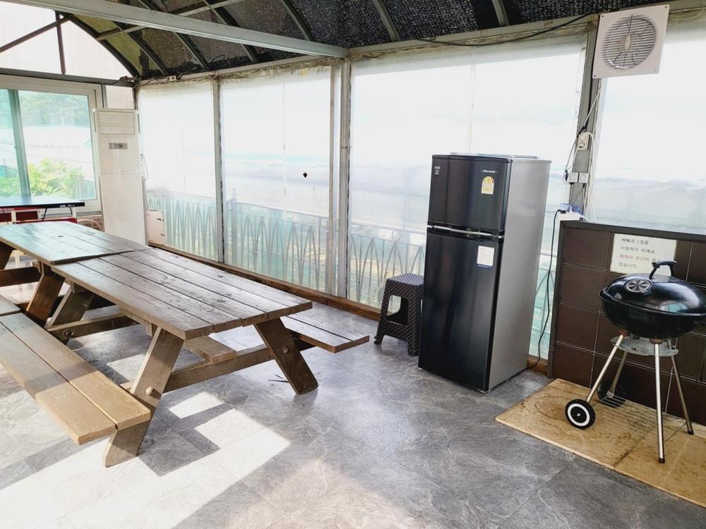 5, Daebudo Grace Ocean View Dokchae House, Hwaseong