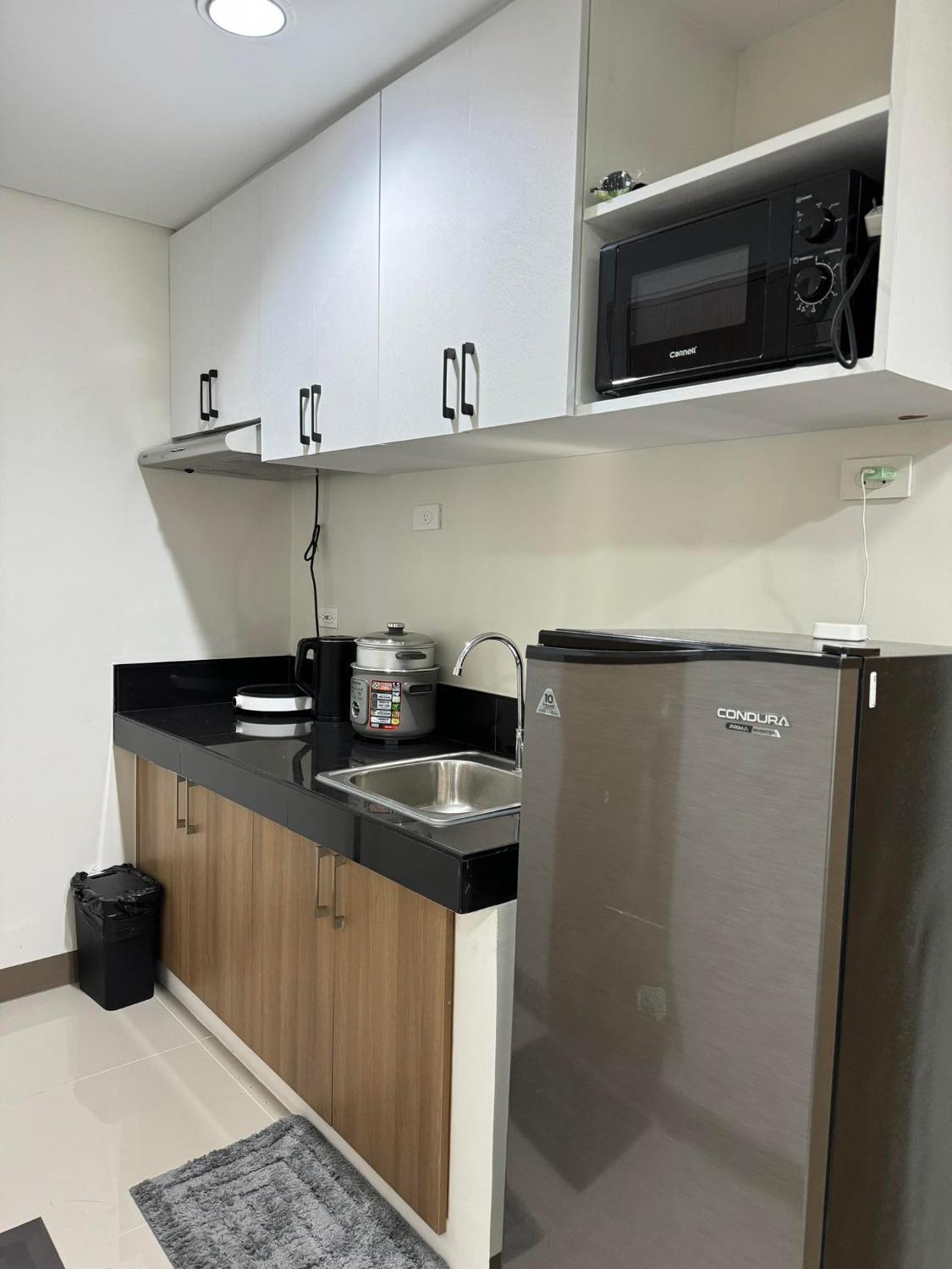 Kitchen, Bloomers Pad by C&K, Parañaque