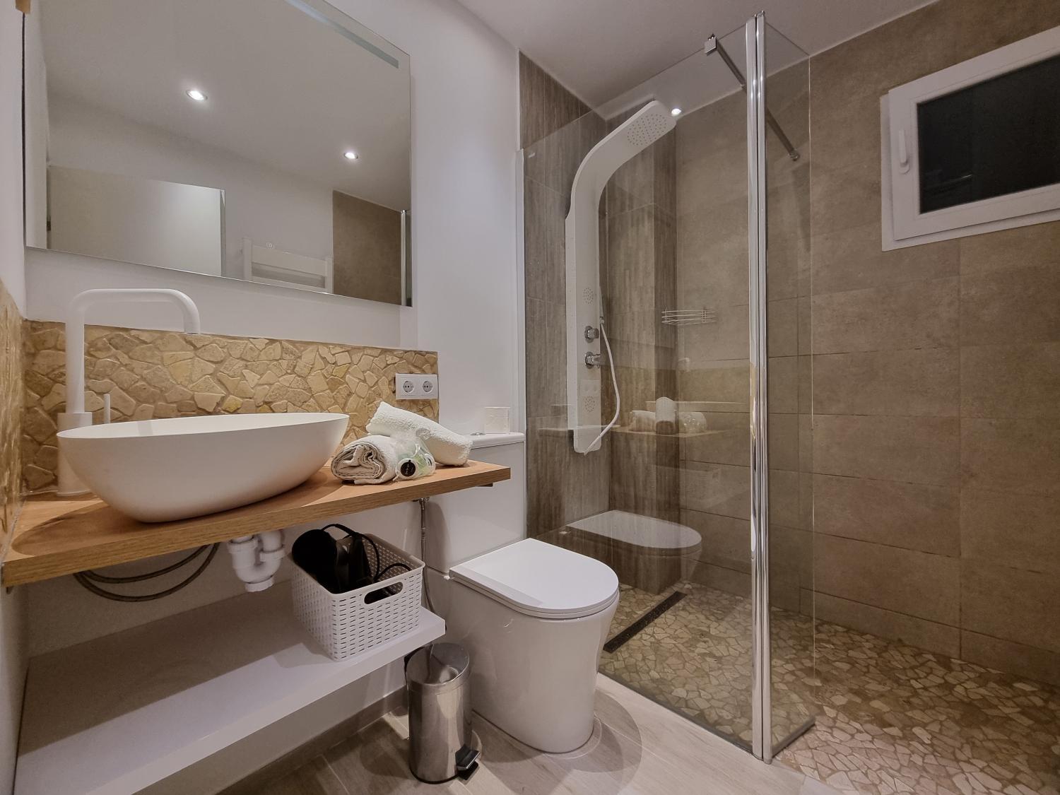 Bathroom 4, Pueblo Camelot El Castillo, Málaga