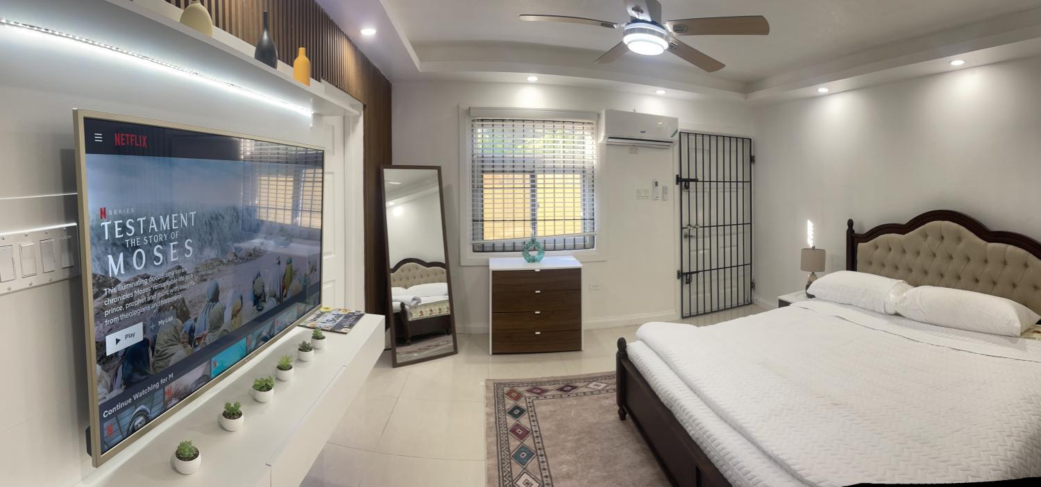 5, Richmond Hartland Suite