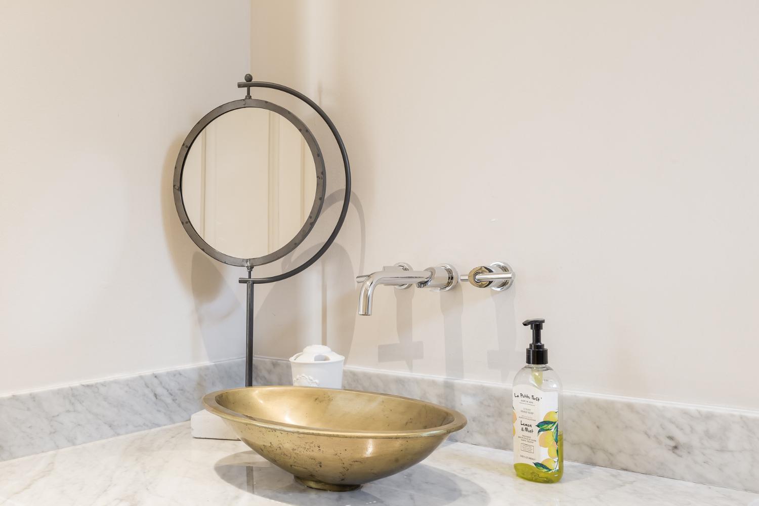 Bathroom 2, Casa Malanquin, 4BR Designer Luxury Villa with Heated Pool & Golf Views, Allende