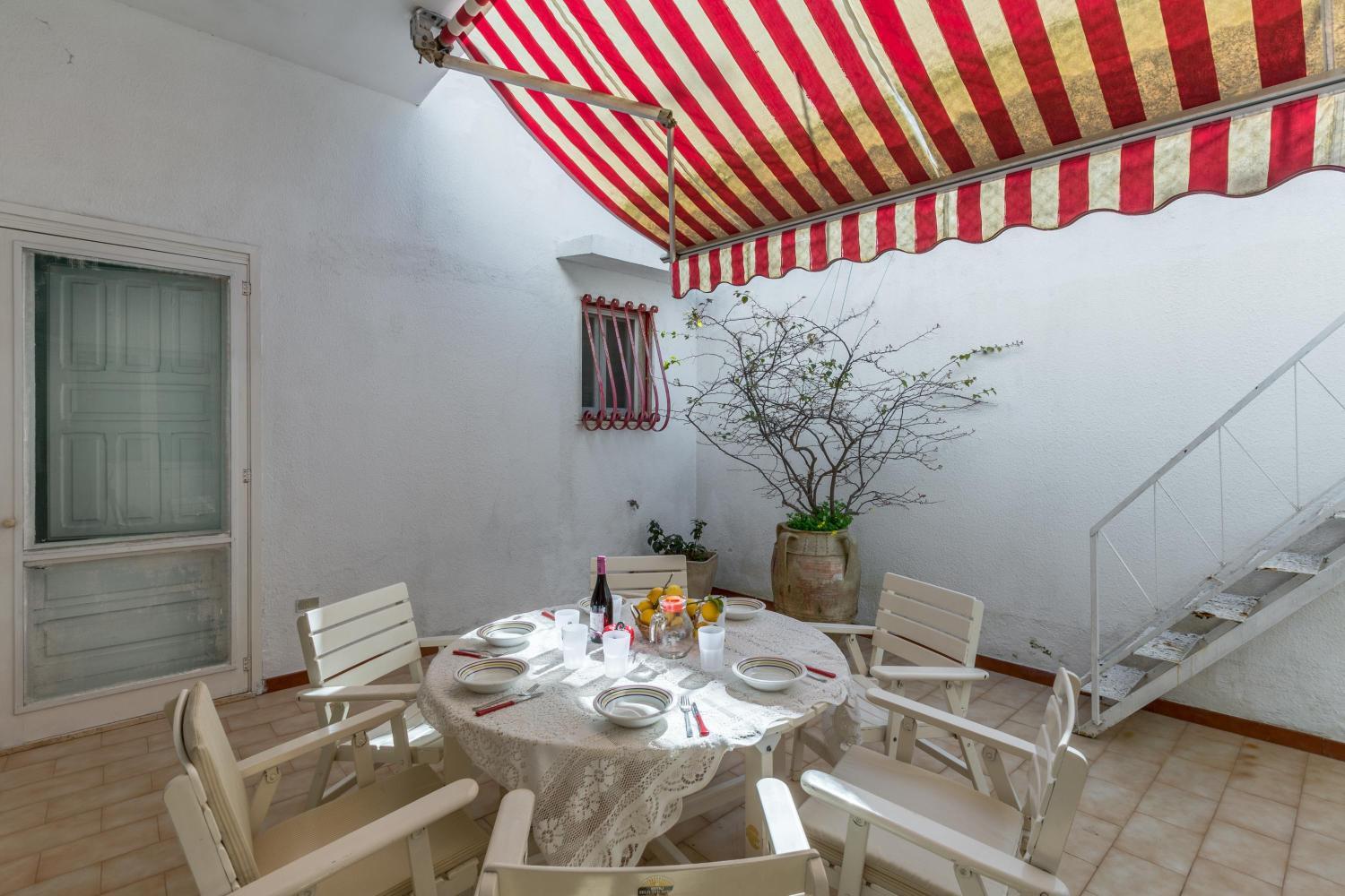 Facilities 2, Villa Biancarosa by BarbarHouse, Lecce