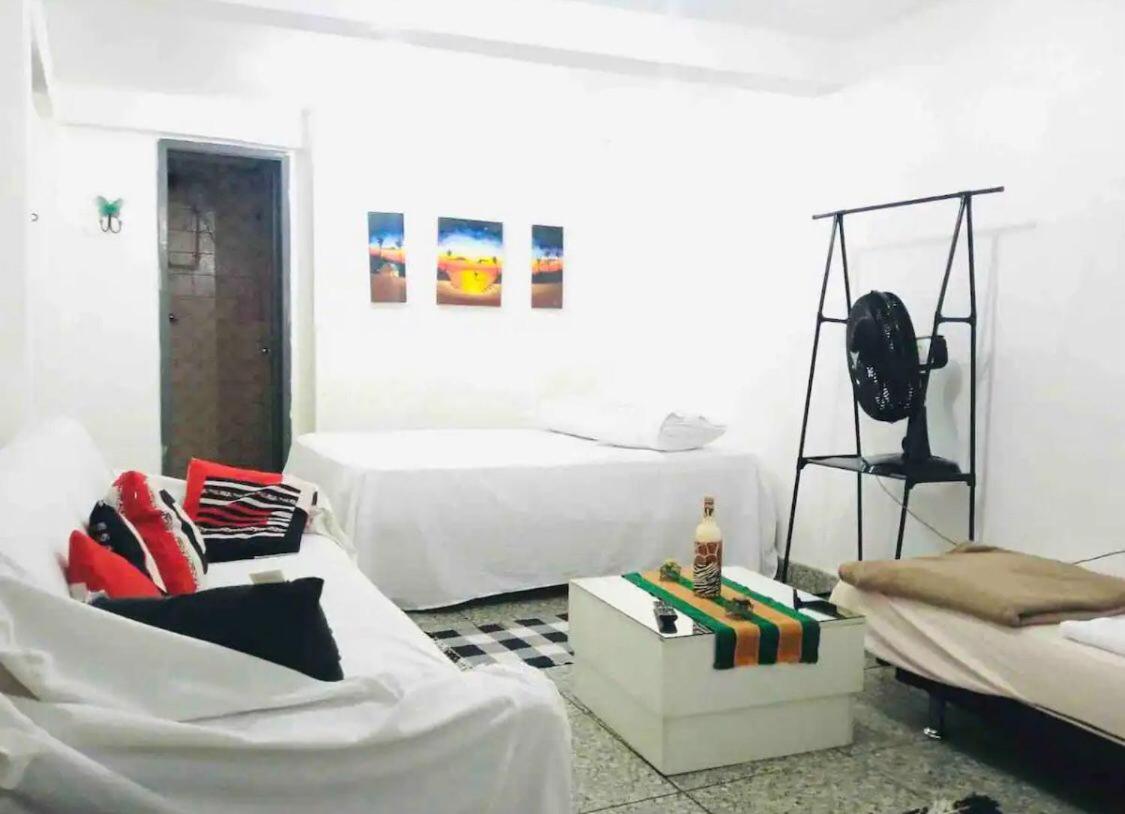5, Kitinet de fundos simples, completa - Em frente Materdei Contorno, Belo Horizonte