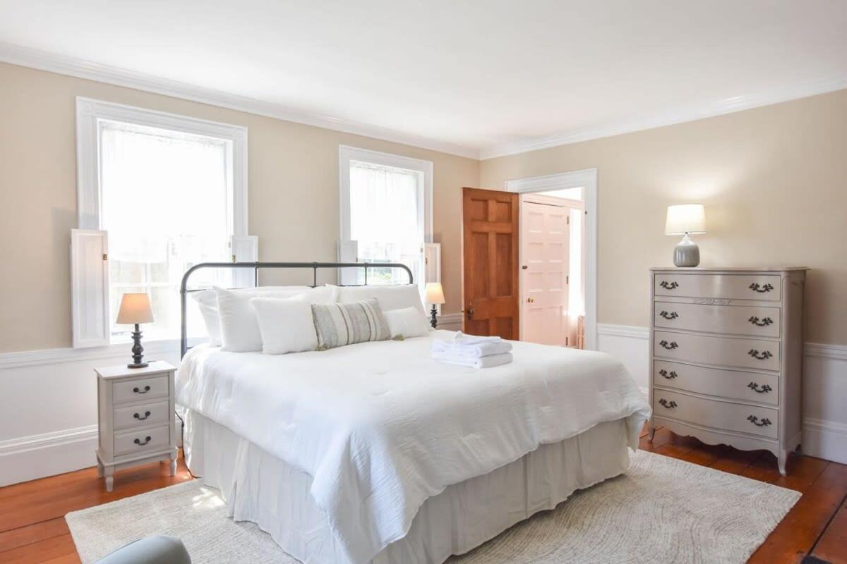 1, Yarmouth w Secret Gardens & Patios, Barnstable