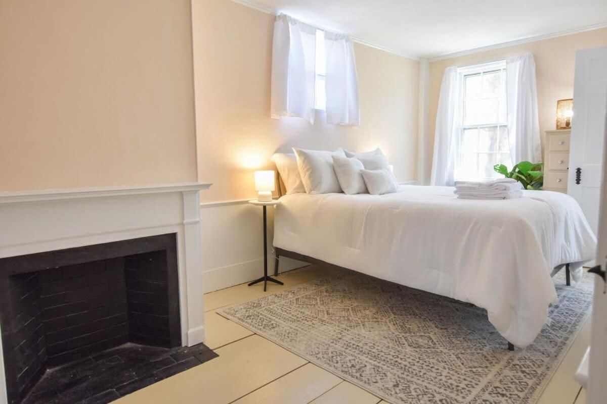 4, Yarmouth w Secret Gardens & Patios, Barnstable
