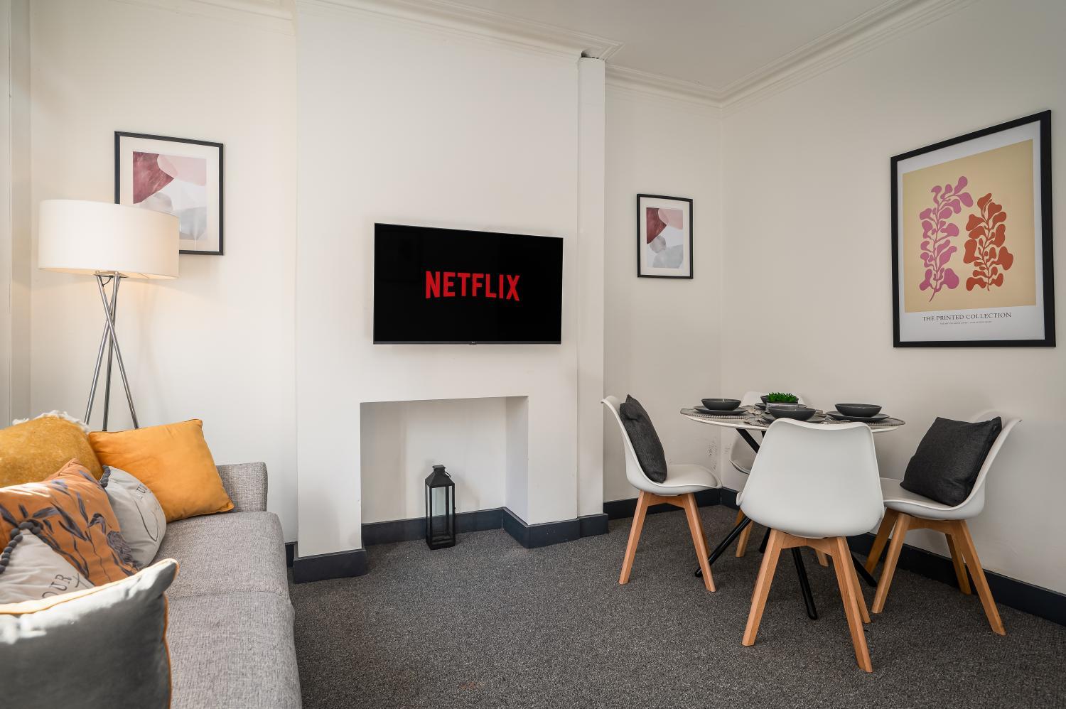 3, Private En-suite Room - Shared Living space & Kitchen - Wakefield - Central, Wakefield