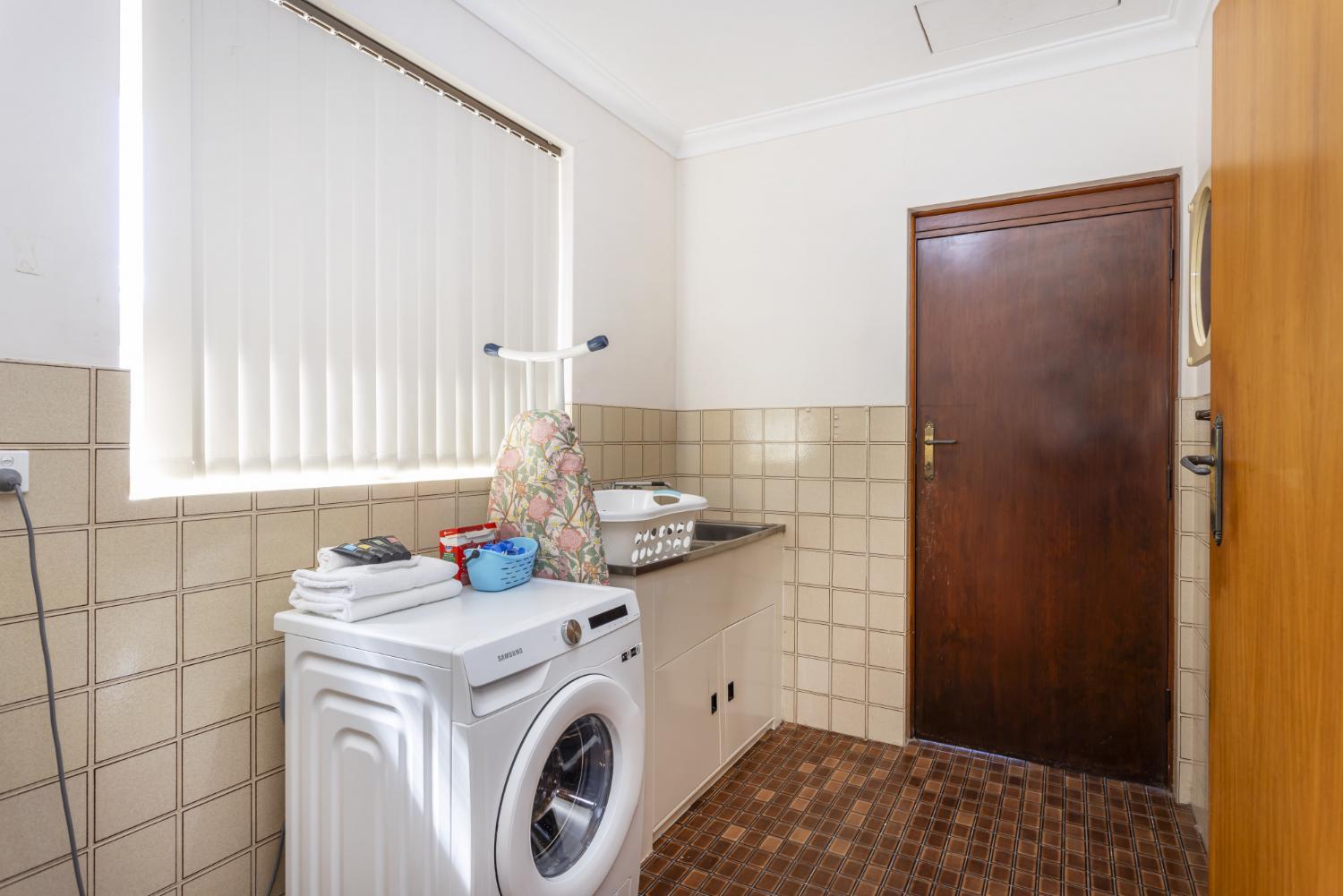 2, Spacious Family Retreat - EXECUTIVE ESCAPES, Stirling