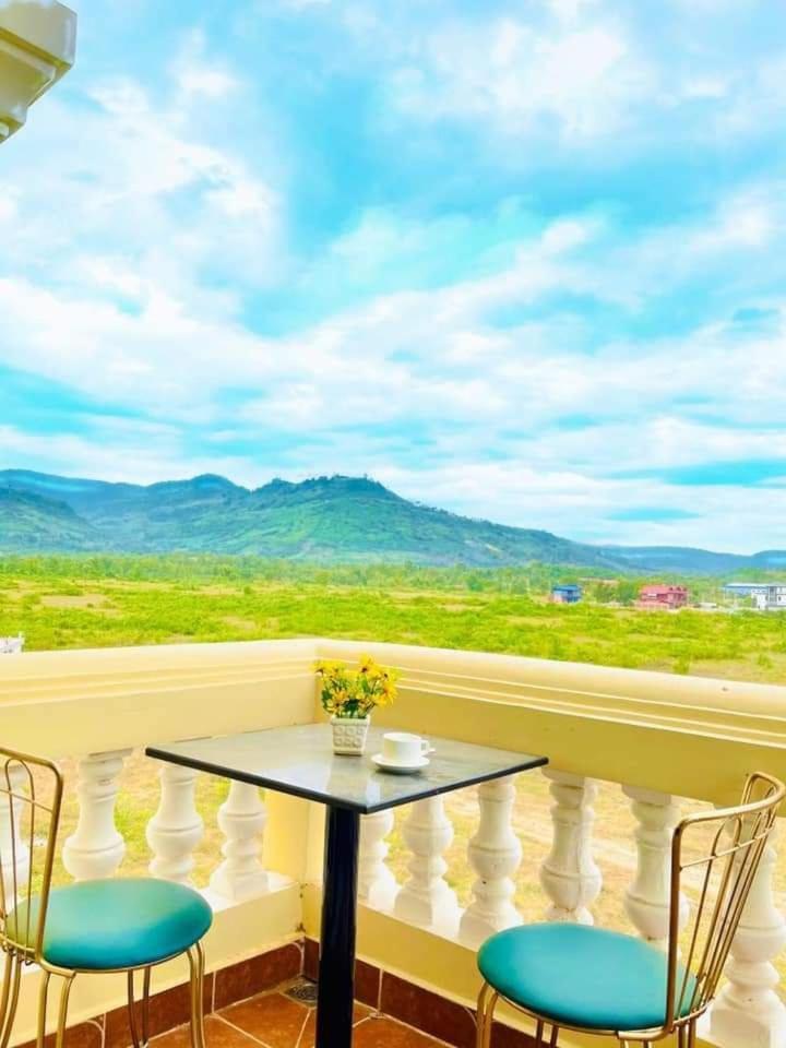 View 2, Hang Meas Boutique, Kampot