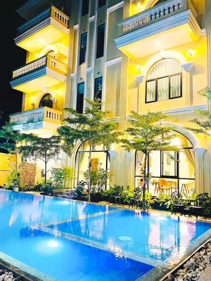View 1, Hang Meas Boutique, Kampot