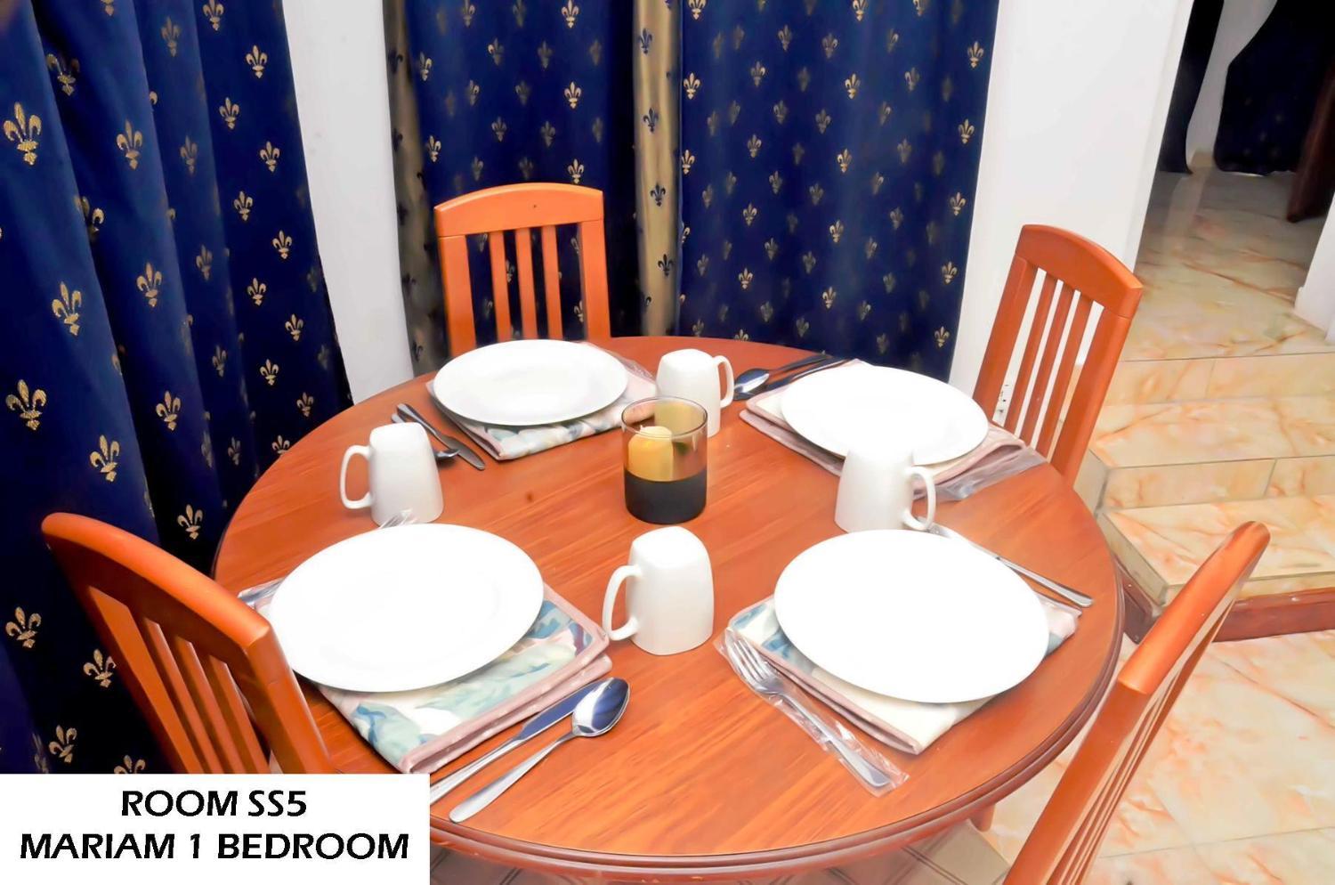 4, Sunu Sal Apartment, Kombo Saint Mary