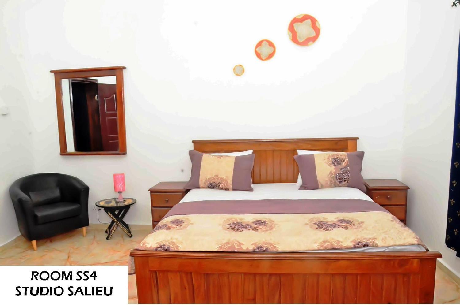 3, Sunu Sal Apartment, Kombo Saint Mary