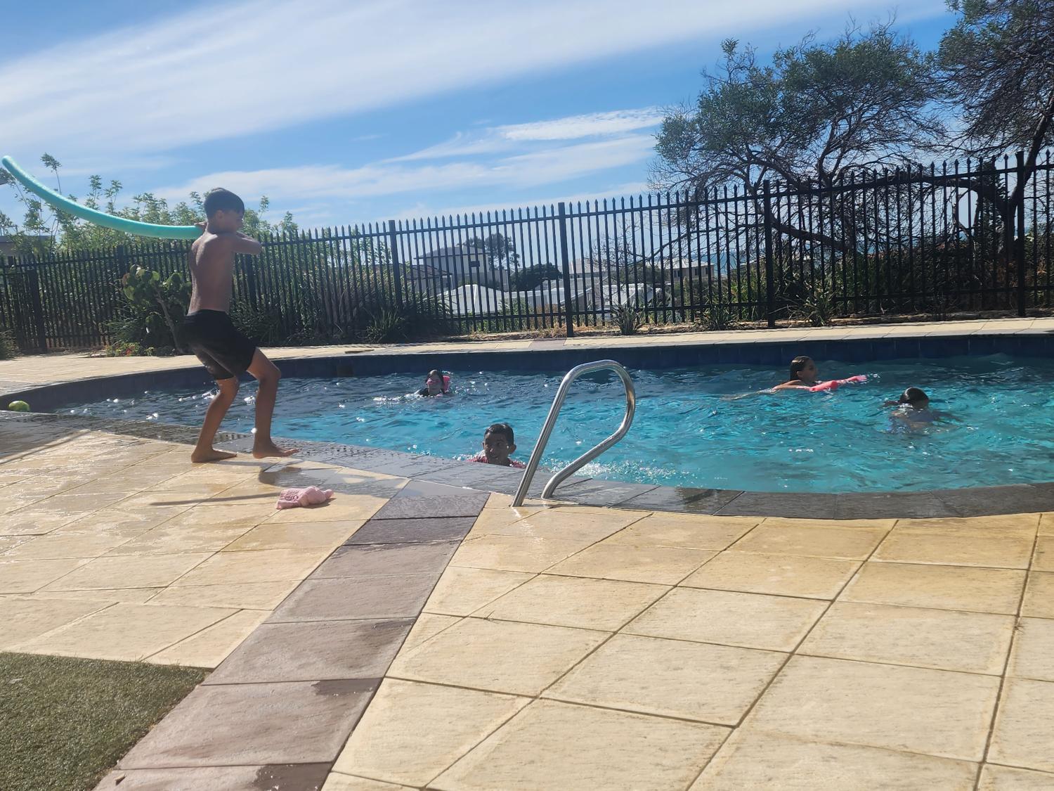 4, cosy room in shared apartment, Mandurah