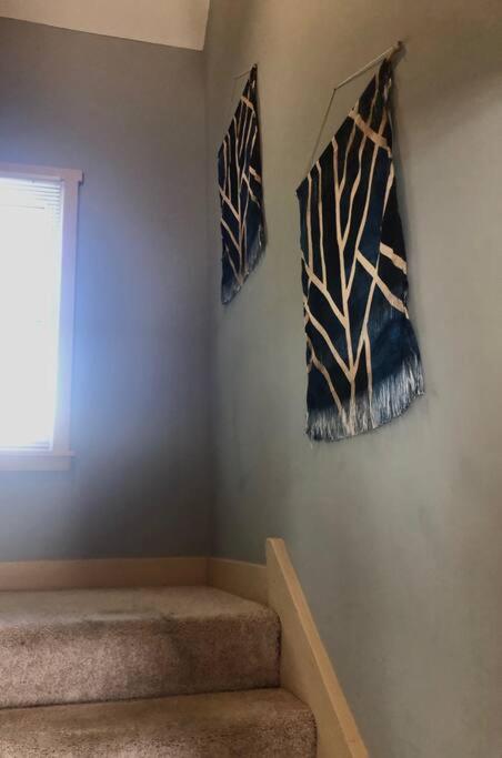 3, The House Hotels - W47th 2 - 5 Minutes from Downtown, Cuyahoga