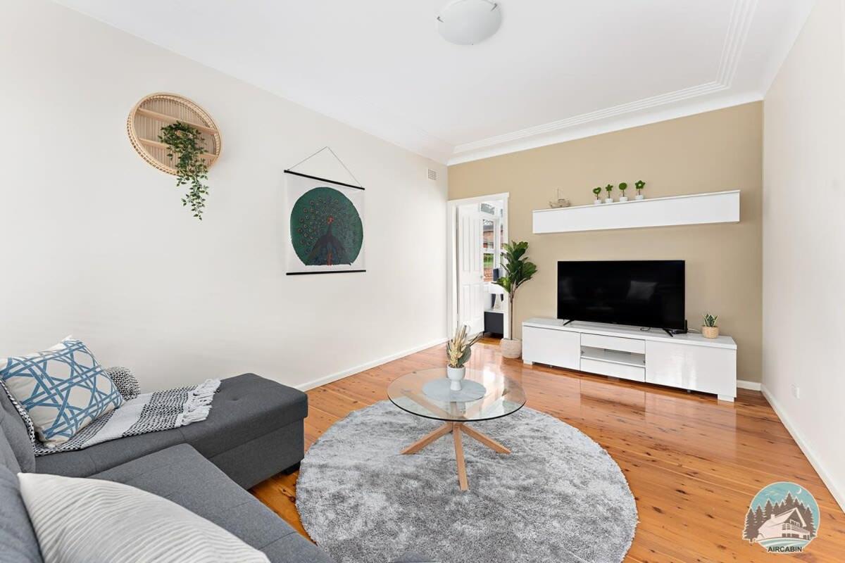 2, Aircabin - North Ryde - Sydney - 4 Beds House, Ryde