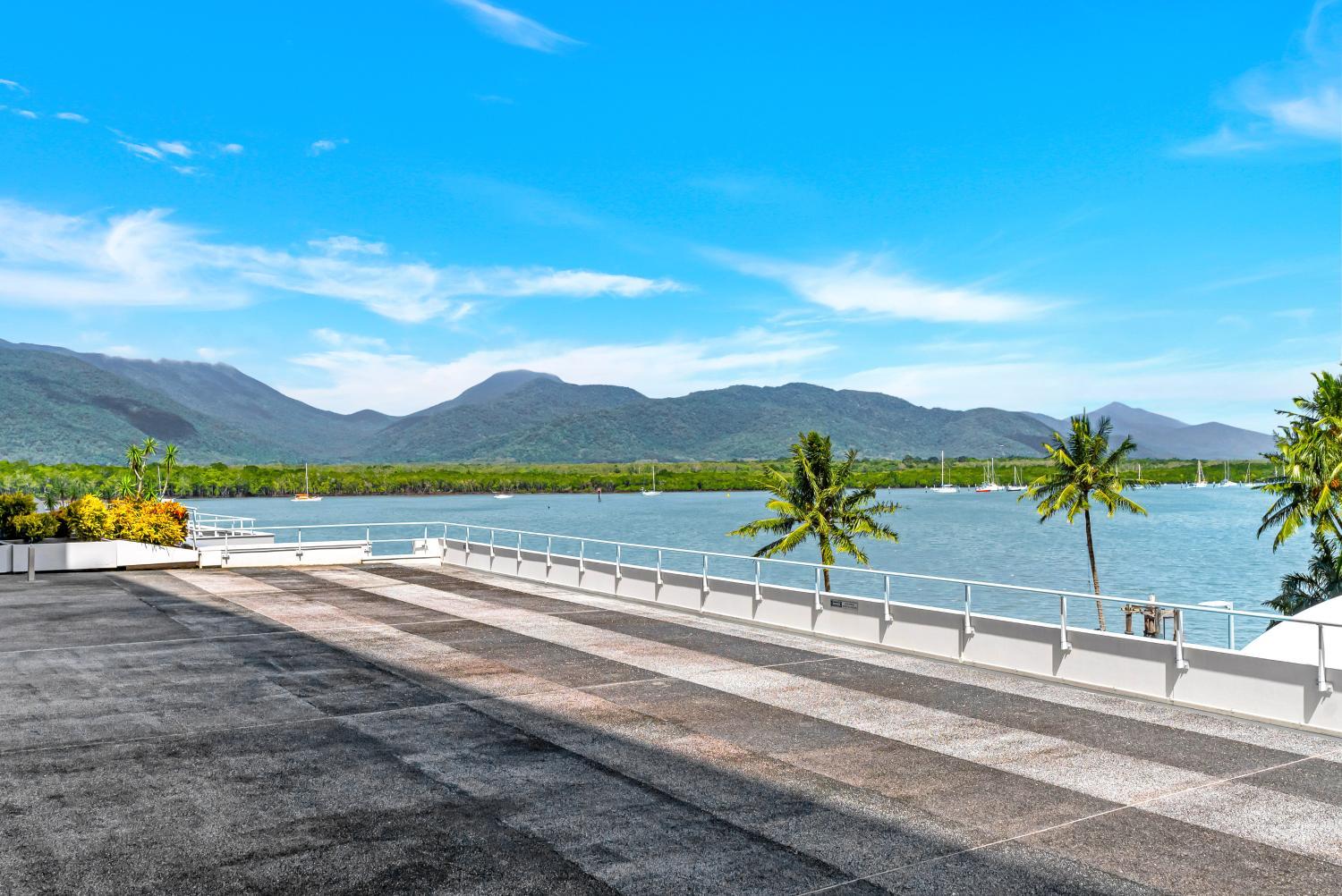 5, Waters Edge at Harbour Lights - Poolside Convenience, Cairns - City