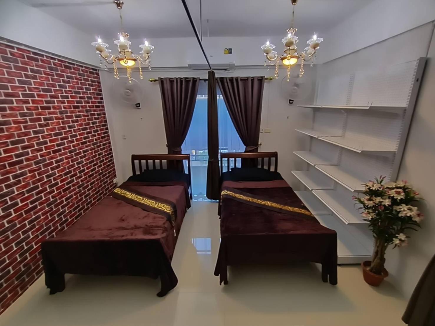 4, Ilin Hostel Pattaya xxx, Bang Lamung