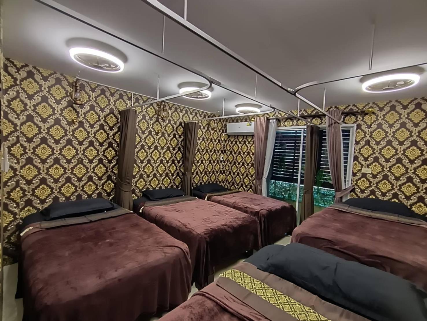 3, Ilin Hostel Pattaya xxx, Bang Lamung