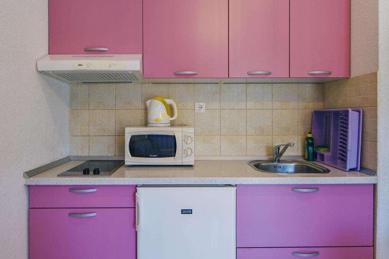 4, Apartments with free private parking, Baška Voda
