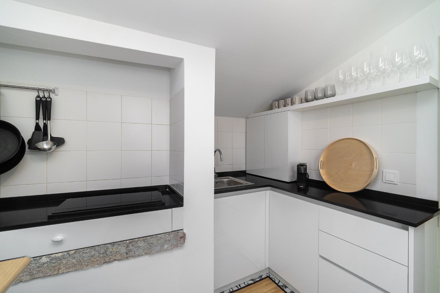 Kitchen 3, WHome Lisbon's Heartbeat Your Premier Address for Explorers, Lisboa