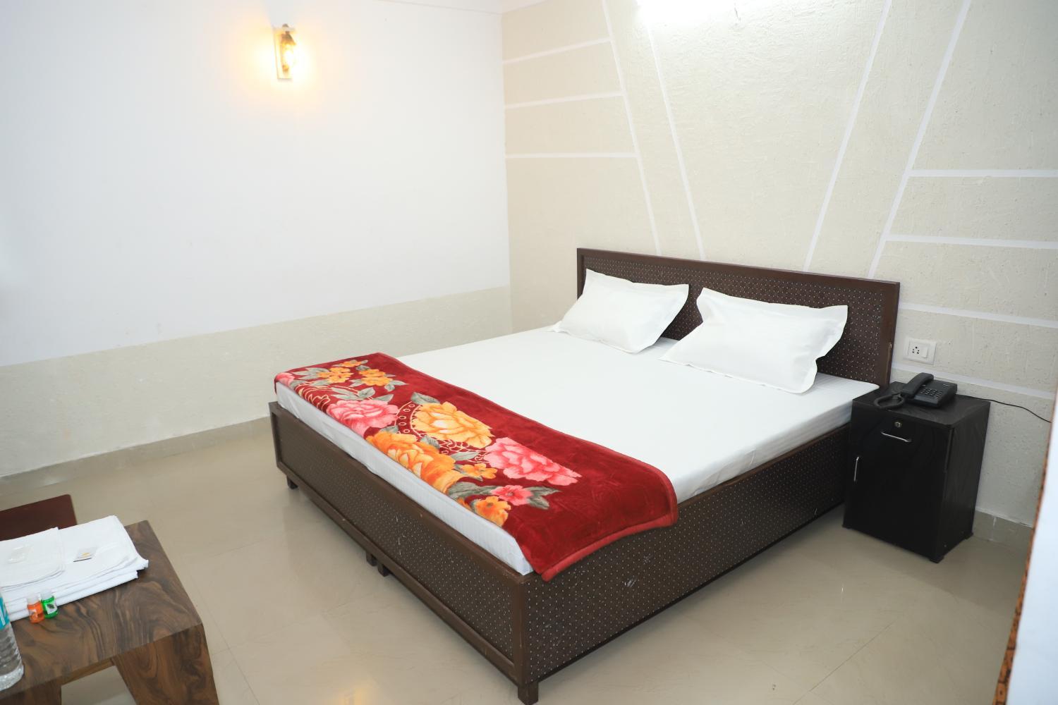 2, Vista Homestay, Dehradun