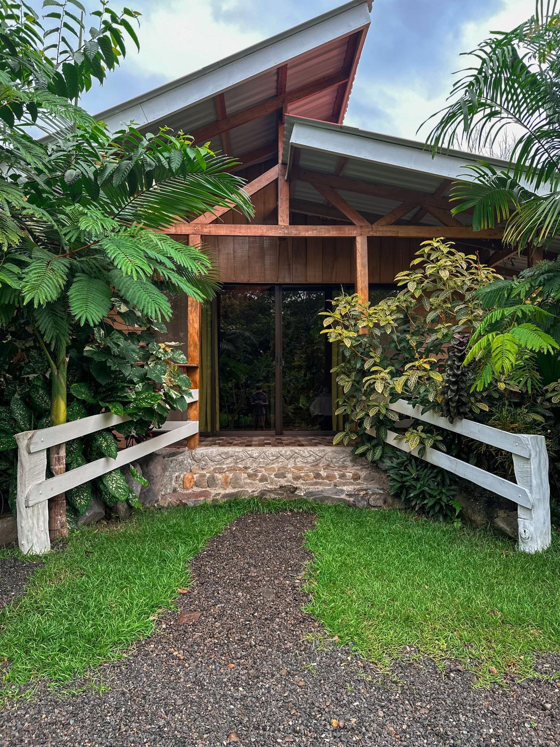 2, Cabanas del Bosque, San Ramón
