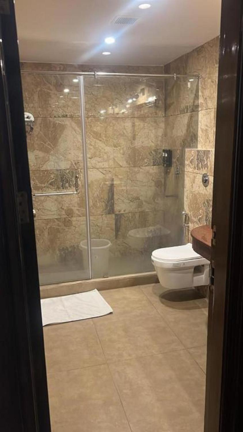 Bathroom 3, Hotel Karnal Haveli, Karnal