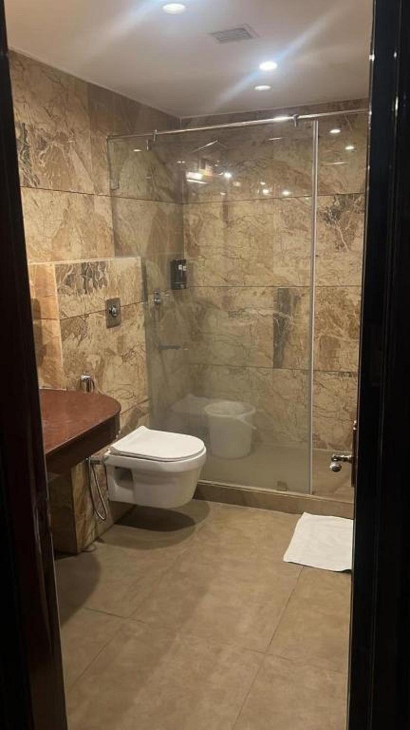 Bathroom 2, Hotel Karnal Haveli, Karnal