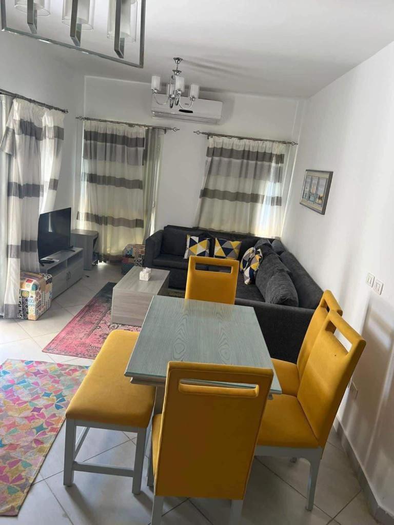 3, Chalet in Amwaj, Marina al-'Alamayn as-Siyahiyah