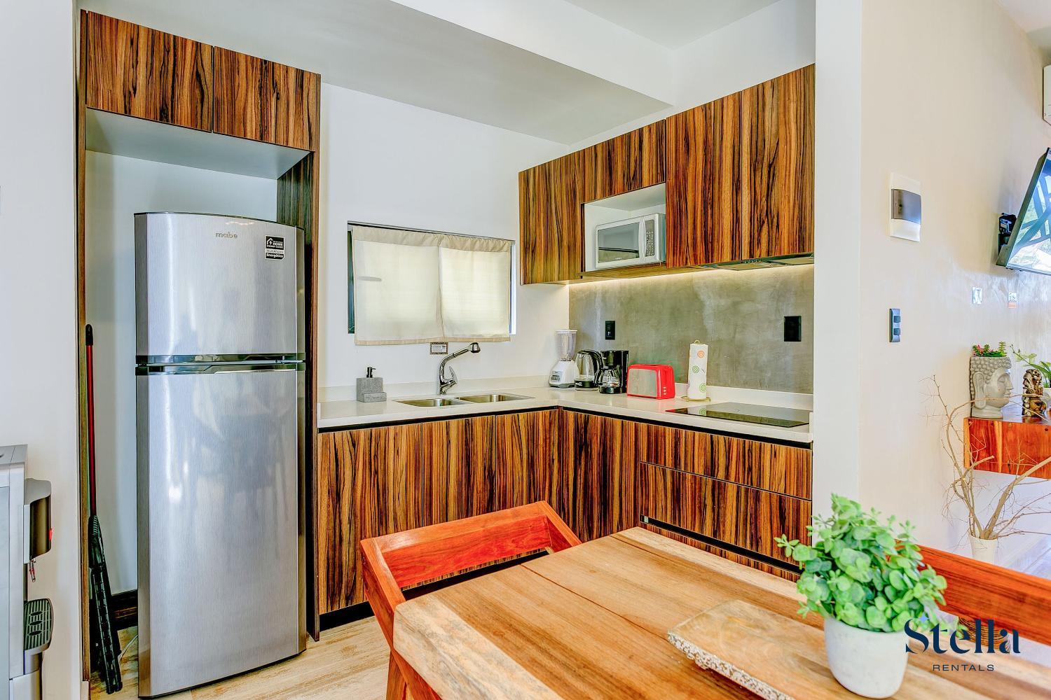 Kitchen 2, NEW Palais Tulum Condos with Private Balcony and Common Roof Pool, Cozumel