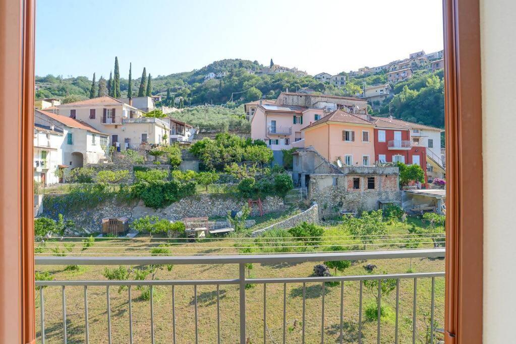 4, Il Geranio Ristrutturata con AC e WiFi, Savona