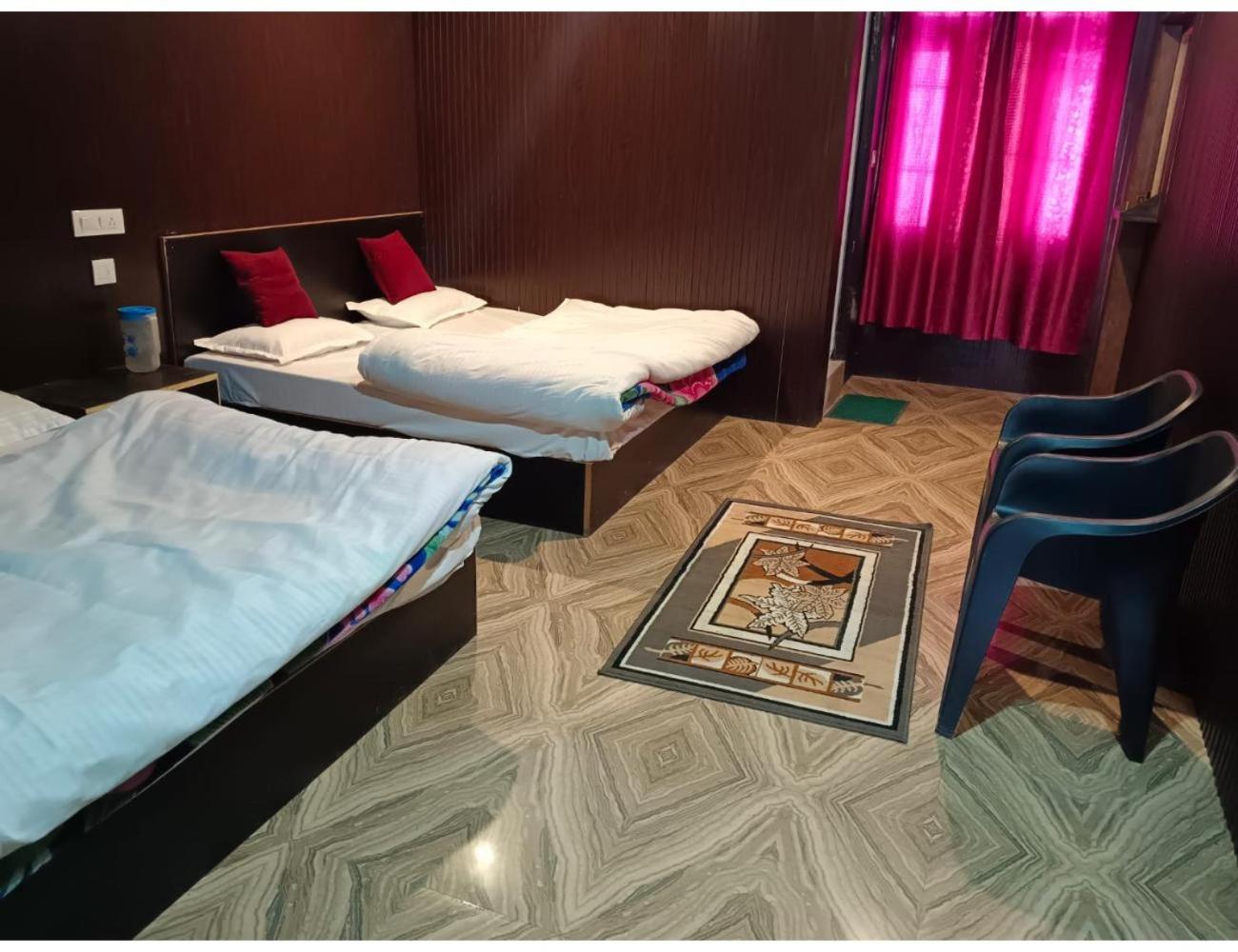 4, Hotel Kanchan Roop, Badrinath, Chamoli