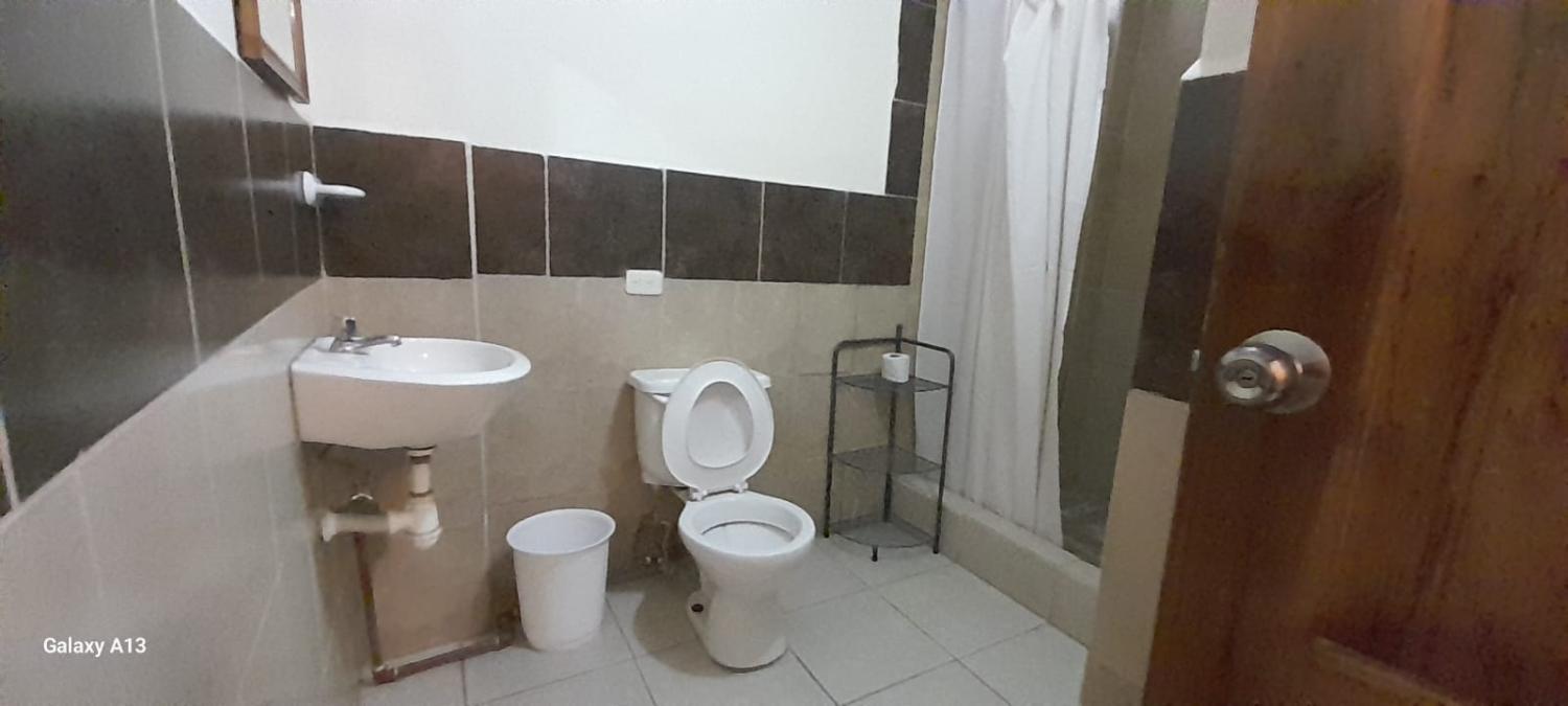 3, Casa de huespedes Mariane, Baños