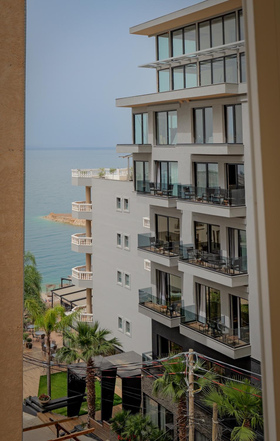 5, Beachside Modern Apartments, Sarandës