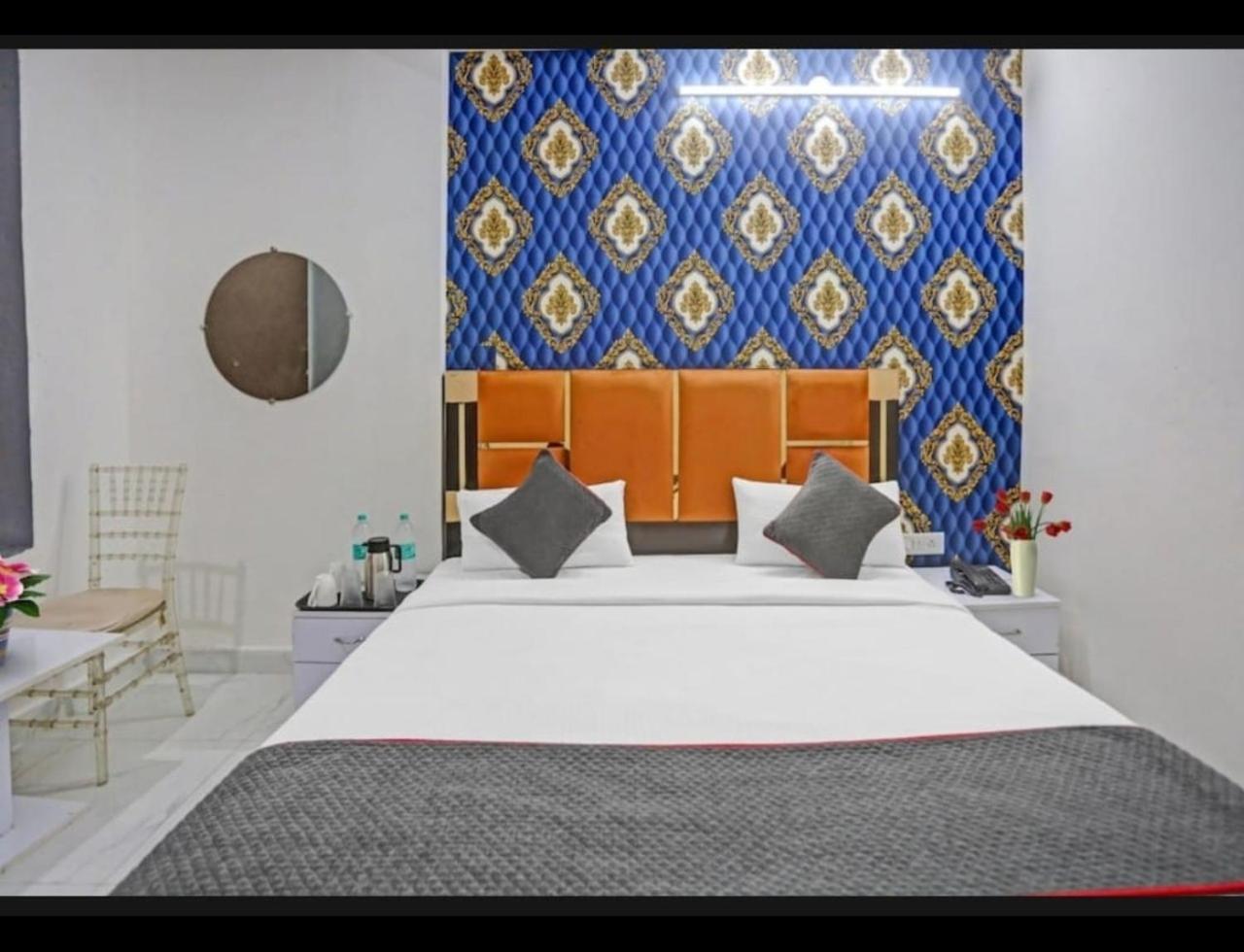 3, Nature Paradise Hotel, Gautam Buddha Nagar