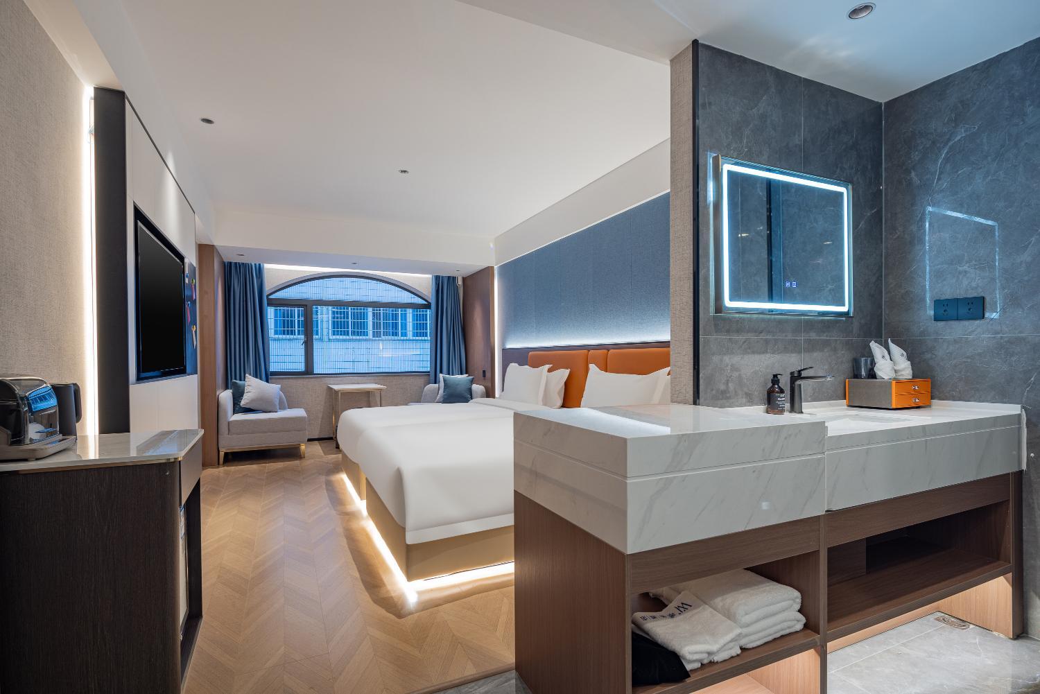 4, Wealth Hotel - Hainan University Baishamen Park, Haikou