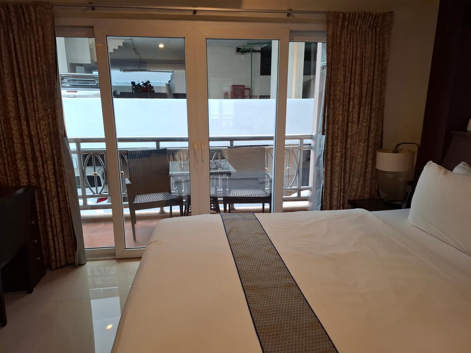3, Pattaya Hotel Whitehouse, Pattaya