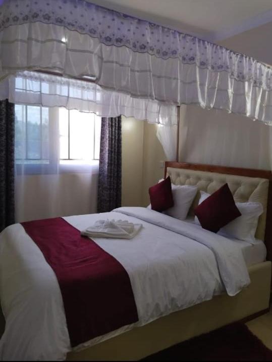 5, Diamond Stepper Hotel, Muhoroni