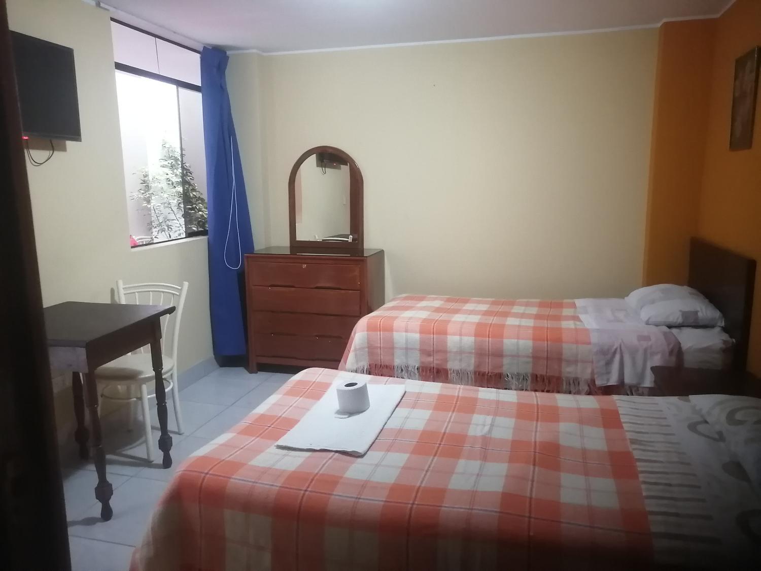 5, Hostal Yobreda, Cajamarca