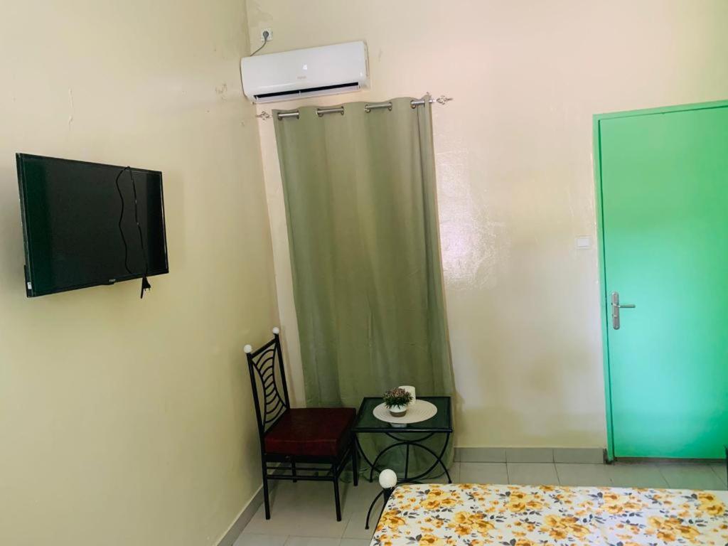 4, Chambres d'hotes, Dakar