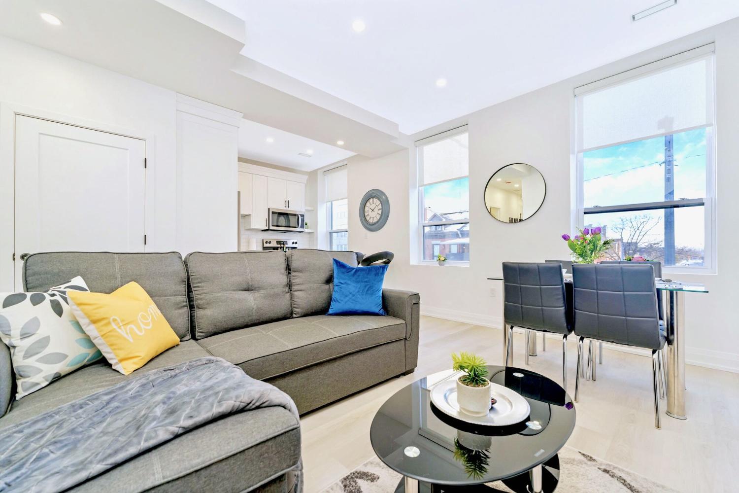 1, 2BR Apartment in James Street, Hamilton