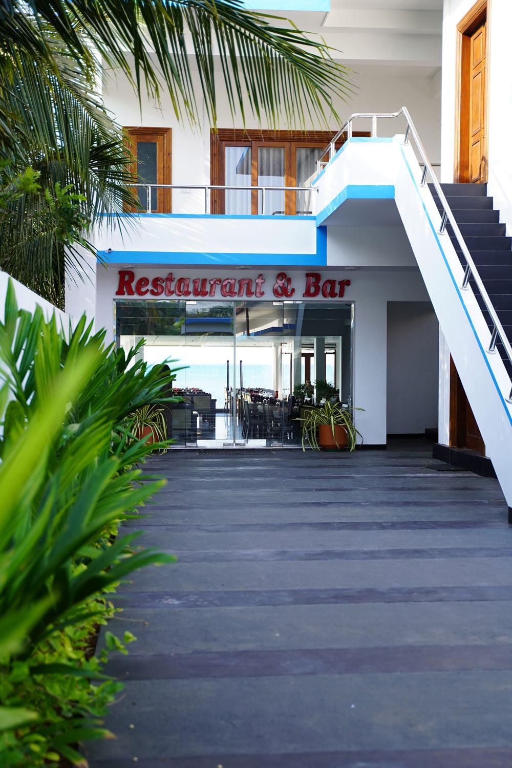 2, Hello Hotel, Kalutara