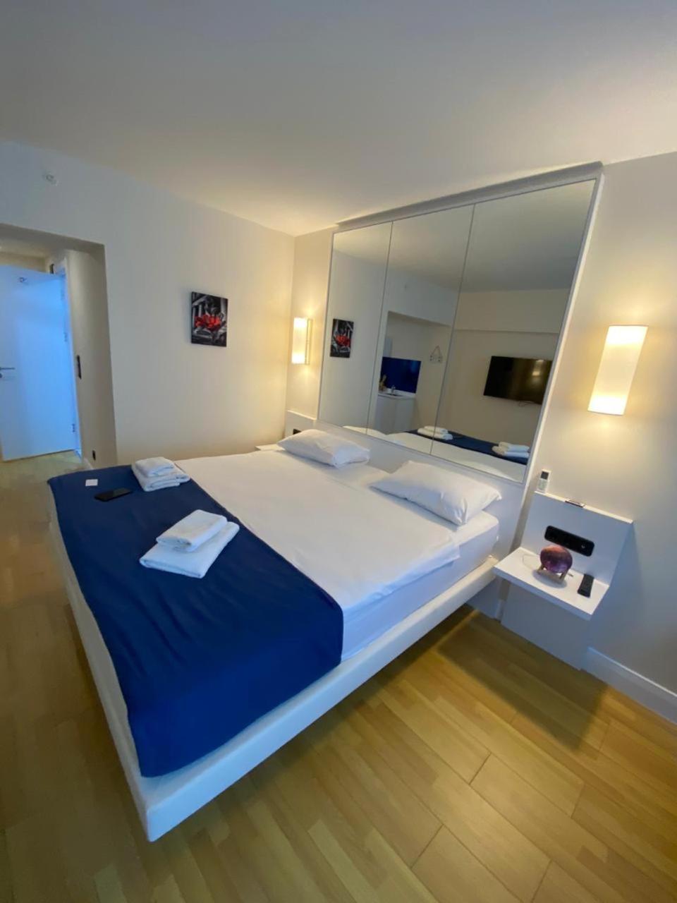 3, Orbi City-The Shining 1, Batumi