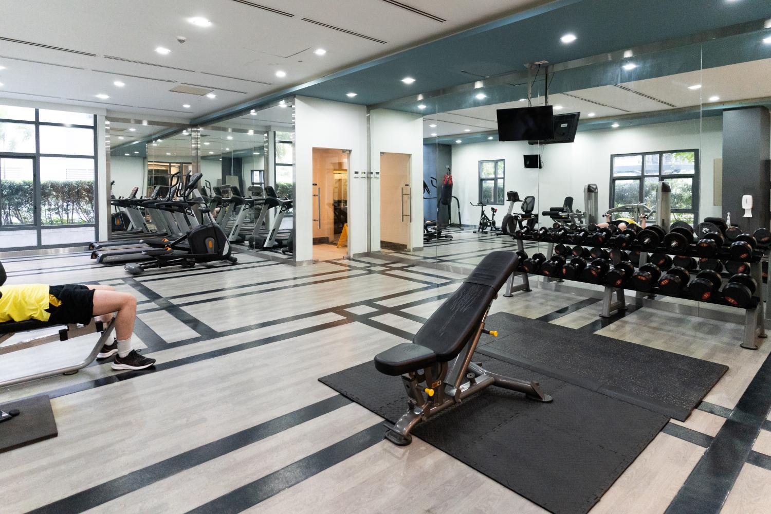 4, Hugscape 1 br unit at McKinley Hills near BGC, Taguig