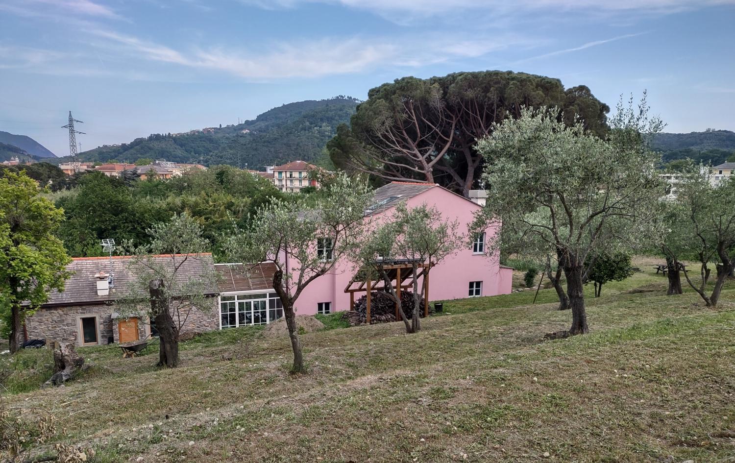 Others, Villa Sarita, Genova