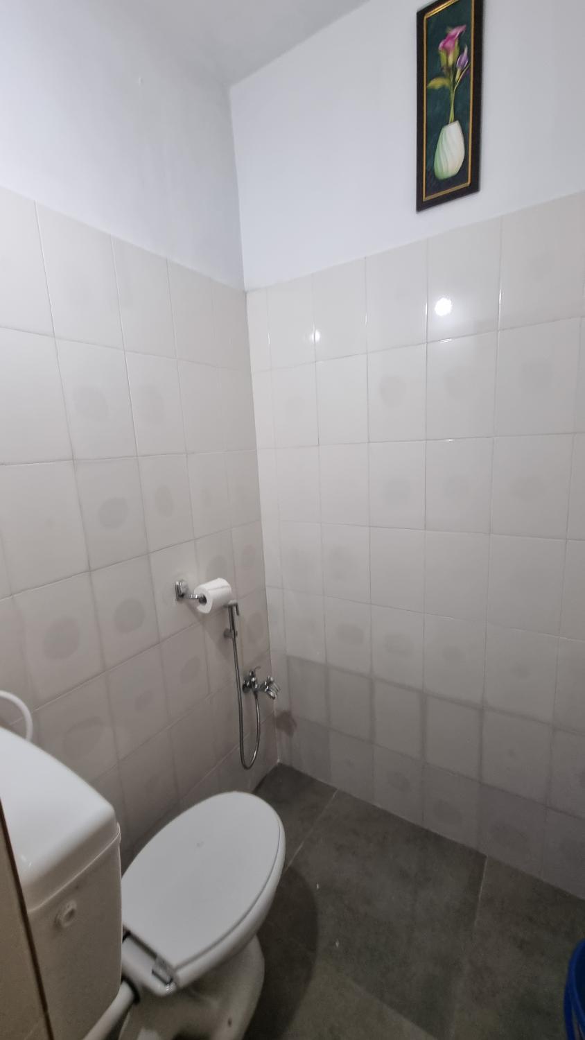 5, The White House - PY01, Viluppuram