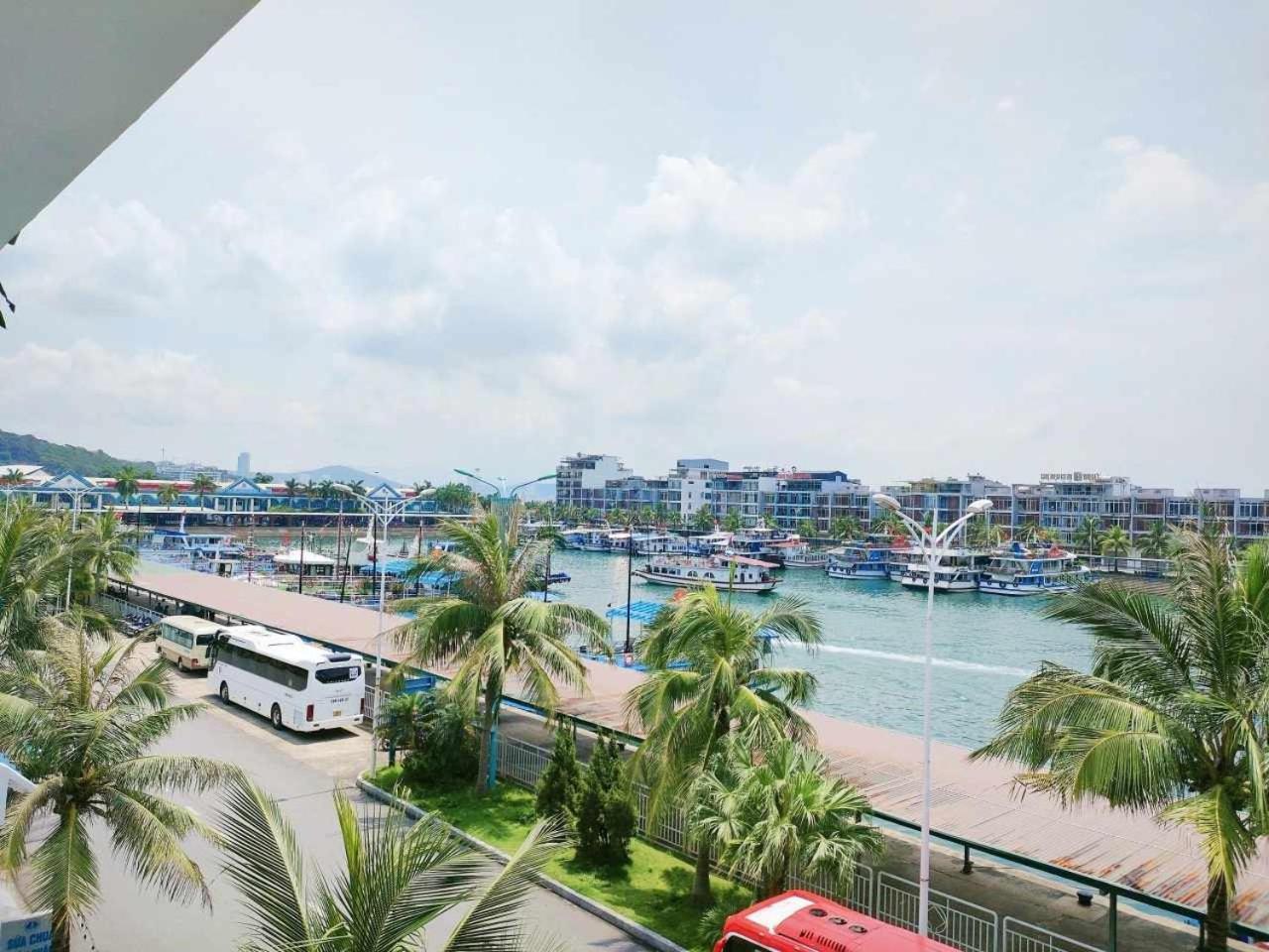 4, Khach San Gapo, Hạ Long