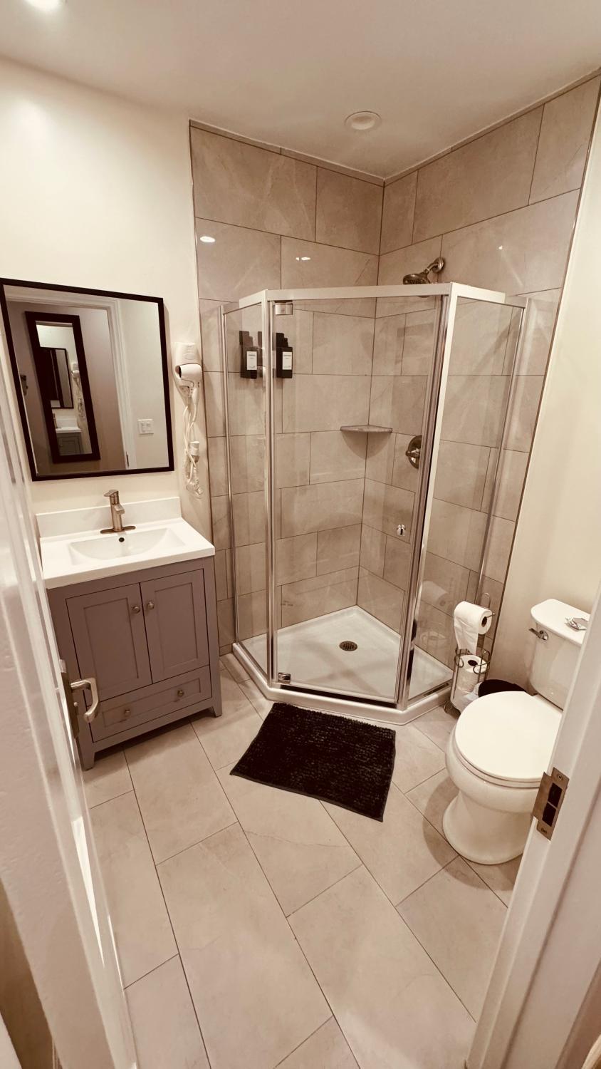 Bathroom, Los Angeles Cottage, Los Angeles