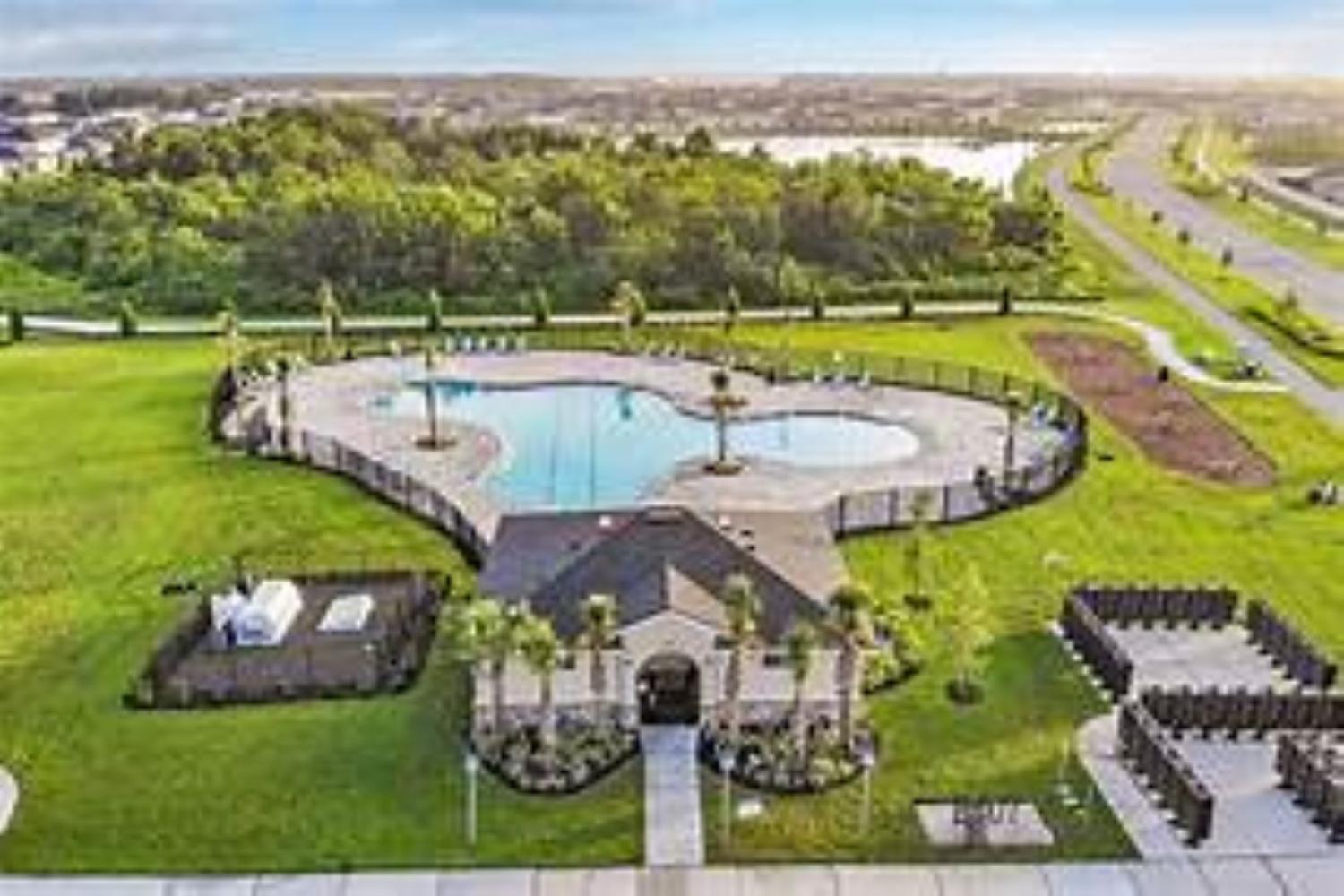 2, Lovely private suite in large waterfront home, Polk